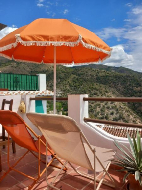 Casa Más Town House Rooftop Terrace & Views, Sedella
